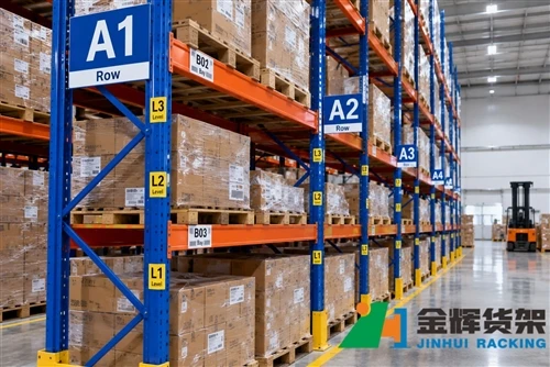 Kif Tittikkettja Postijiet tar-Rack tal-Palits għal Traċċar Preċiż tal-Inventarju tal-Maħżen